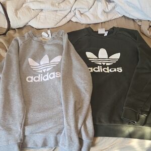 Adidas Men's Gray and Dark Green Crewneck Sweaters